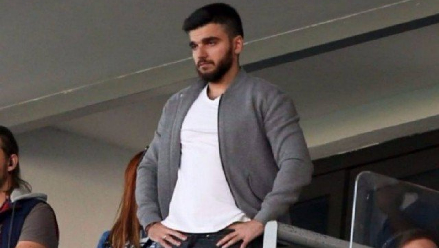 «Πρόδωσε» τις υπογραφές ο         Γιώργος Σαββίδης (pics)