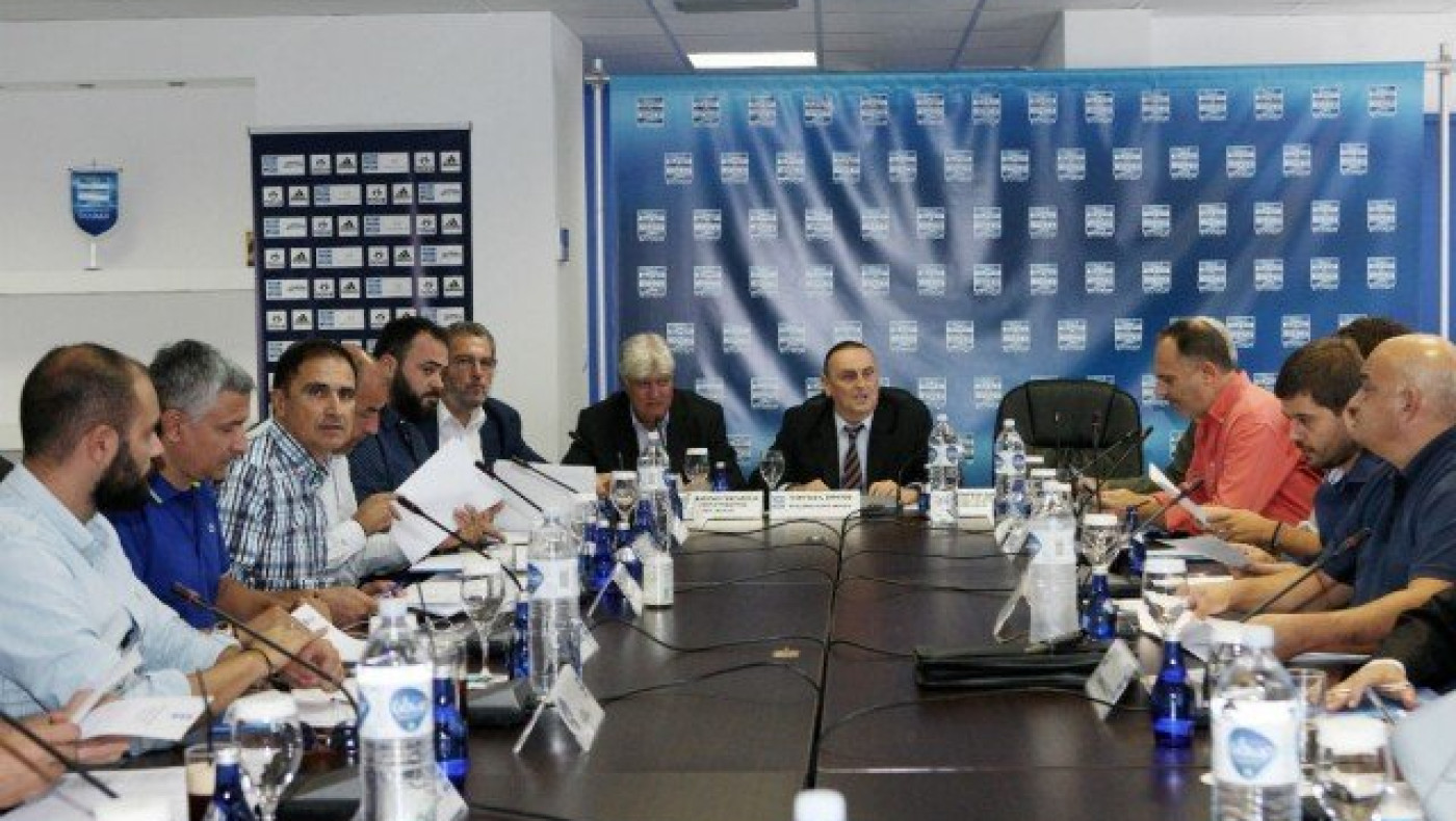 Πρόταση-ΕΠΟΣ: Κλείσιμο θύρας για βρίσιμο στη διοίκηση!