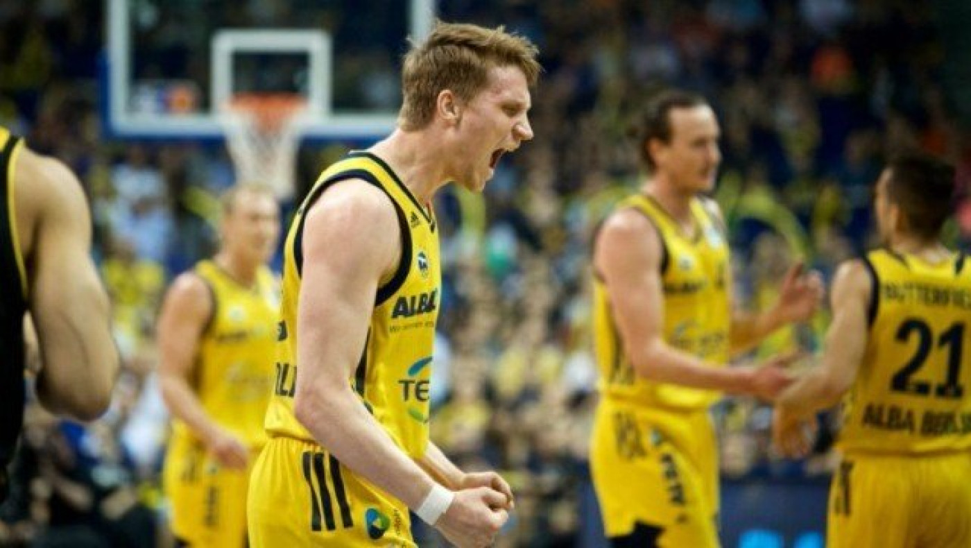 Άλωσε το Μόναχο η                             Άλμπα!