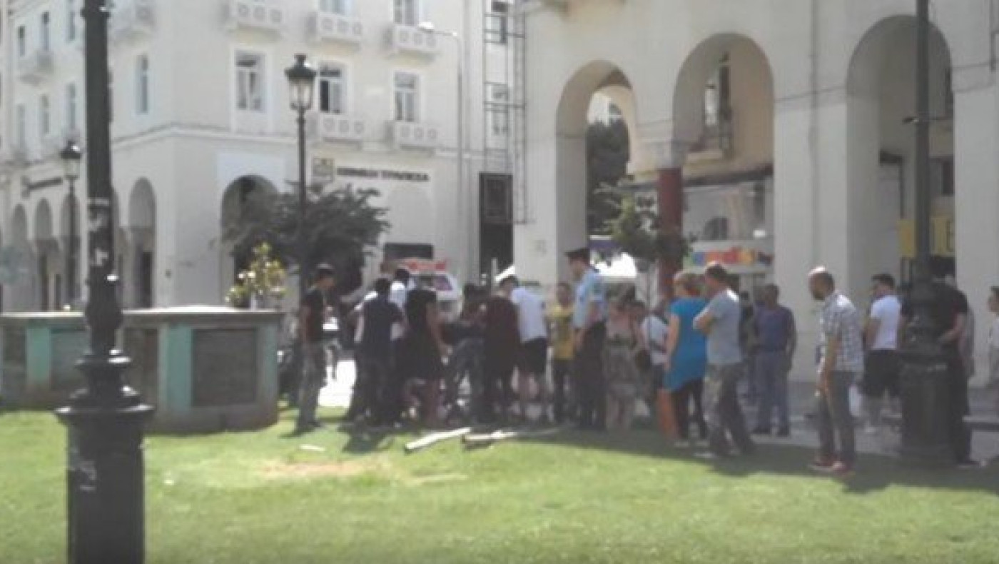ΑΠΙΣΤΕΥΤΑ VIDEOS από τη συμπλοκή αλλοδαπών στο κέντρο της πόλης