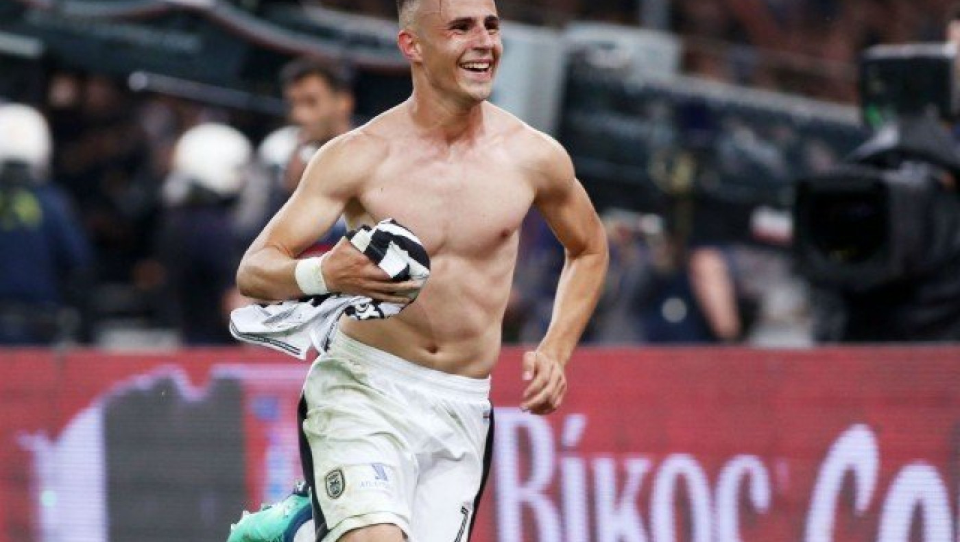 «Δαγκωτό»... Αγιαξ στη λίστα του Πέλκα               (pic)