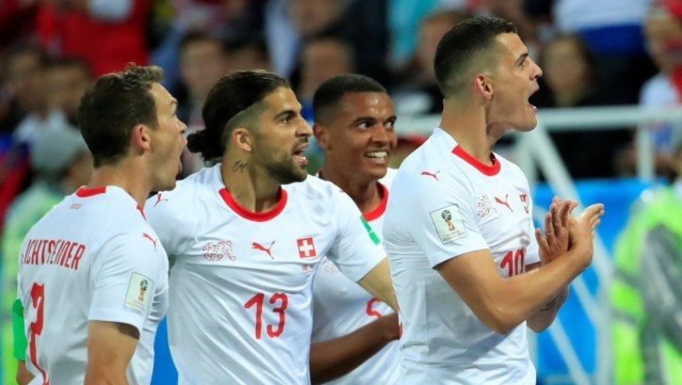 Η καυτή πρώην του Τζεμαϊλί στηρίζει τον… Αλβανικό αετό!