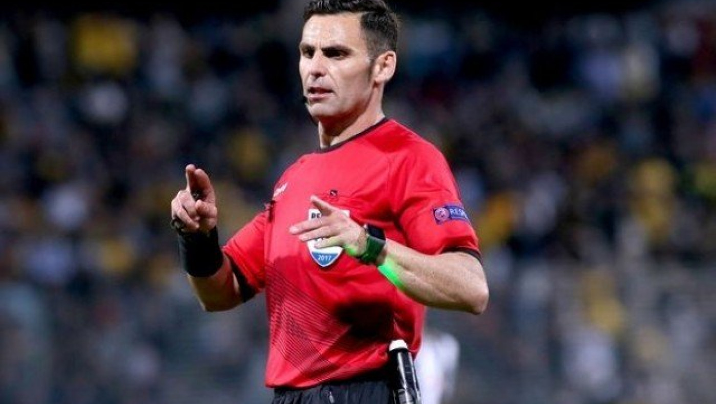 Πήρε και... βραβείο                          ο Κομίνης