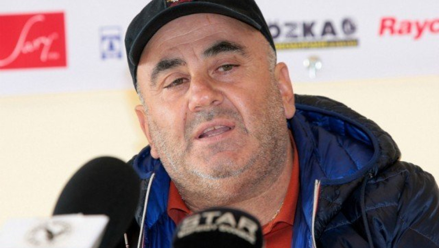 Μπύρος: «Επαγγελματική κατηγορία; Δεν     έχει νόημα»