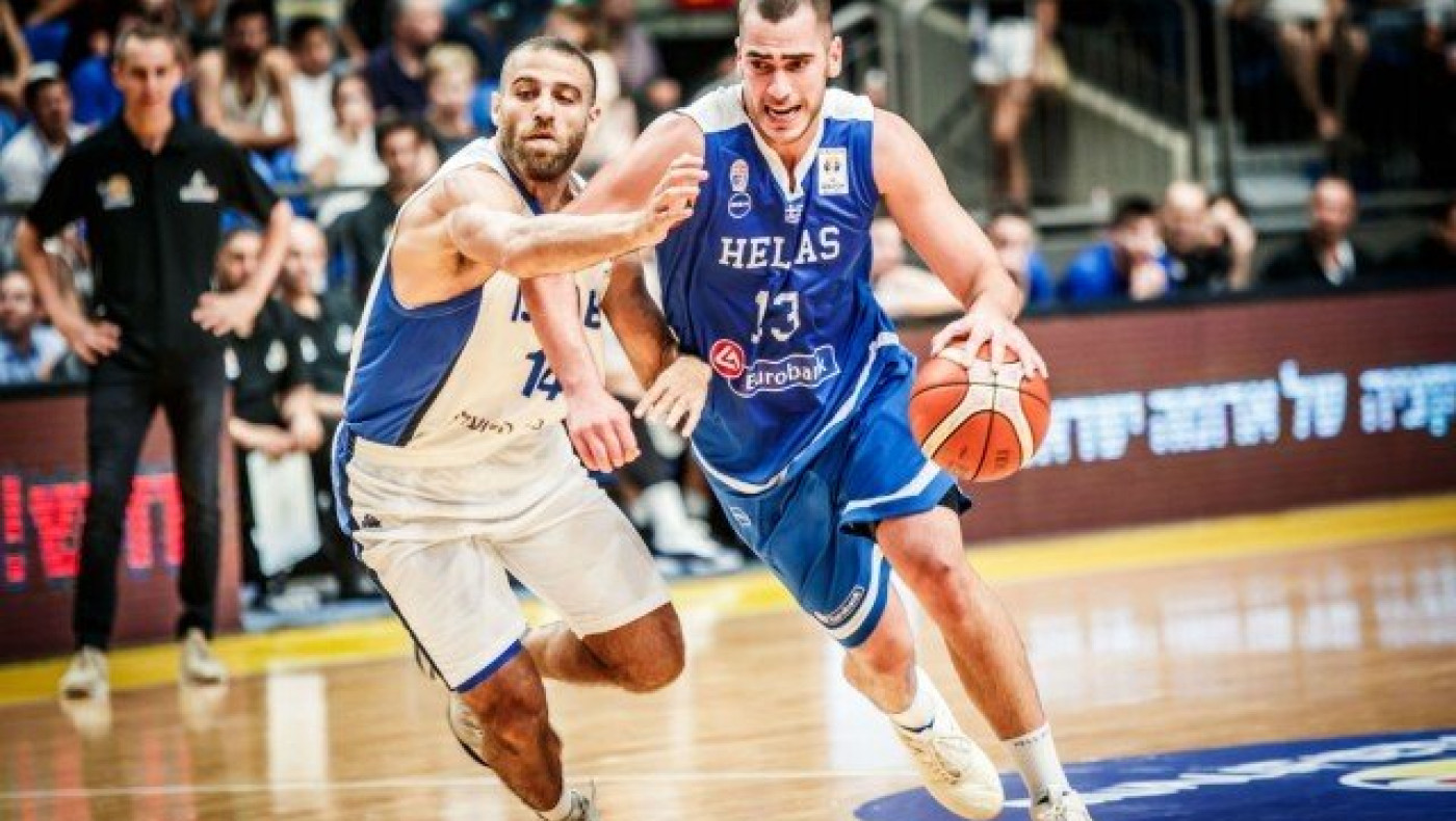 Η σημαία του Αρη κυματίζει και στο Ισραήλ         (pic)