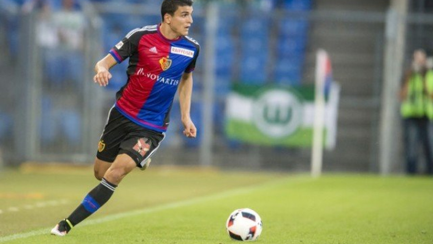 Χάνει το μεγάλο της αστέρι η                        Βασιλεία