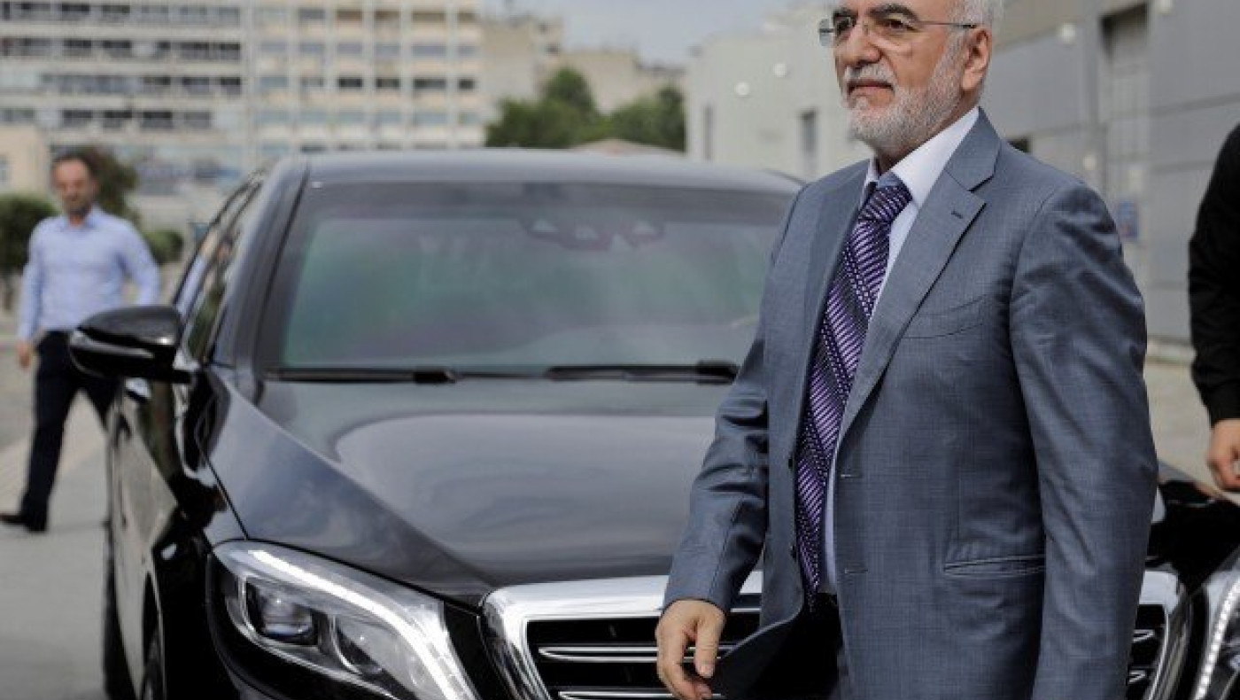 Ευγνωμοσύνη                    σε Σαββίδη και  ΠΑΟΚ