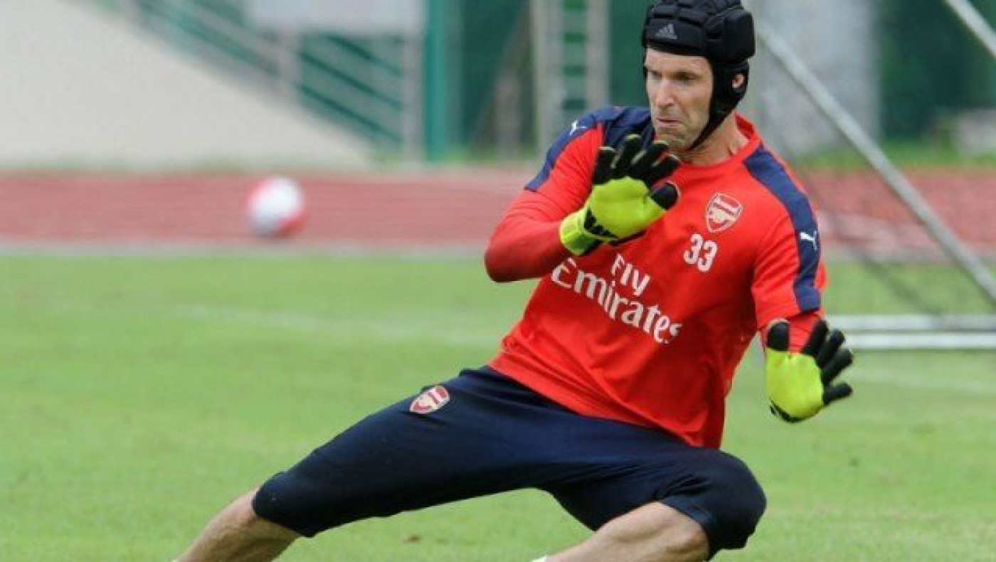 Το αποχαιρετιστήριο μήνυμα του Τσεχ στον Ακπόμ (vid)