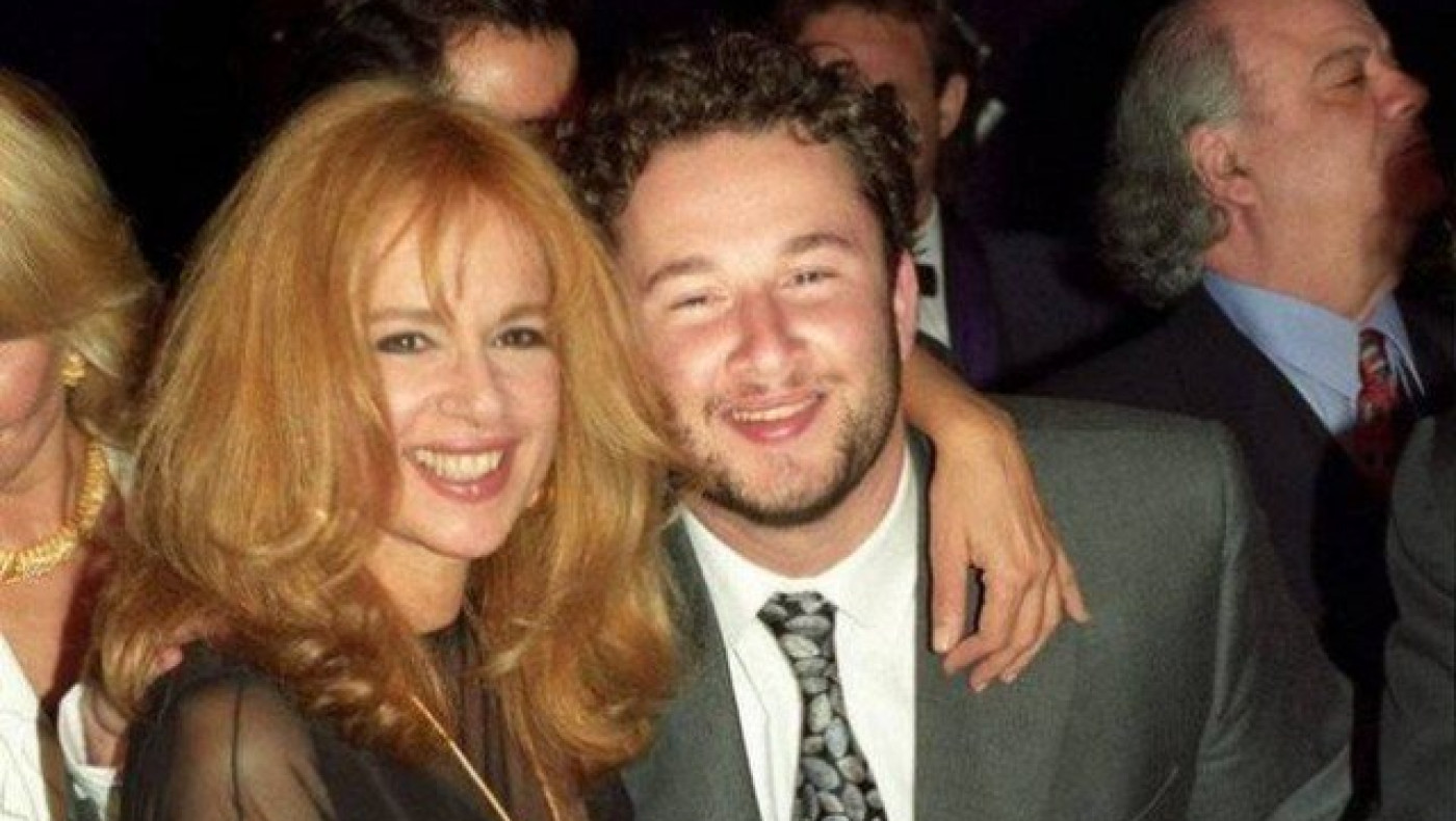 22 χρόνια χωρίς την Αλίκη Βουγιουκλάκη - Το μήνυμα του γιου της