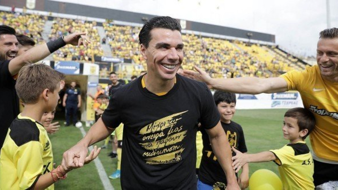 Διακοπές και ποδοσφαιρική παρέα Παντελή Καφέ και Νέτο (pics)