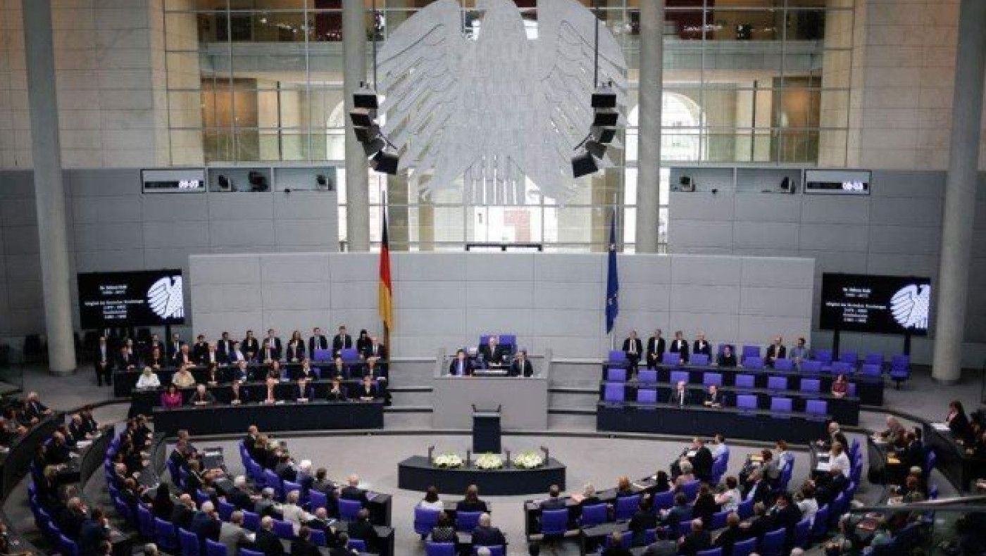 Γερμανία: «Πράσινο» της Bundestag για τη δόση των 15 δις ευρώ
