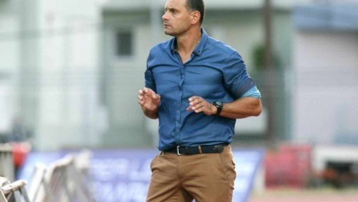 «Μπαμ» της Δόξας Δράμας με     τον      Στάικο Βεργέτη