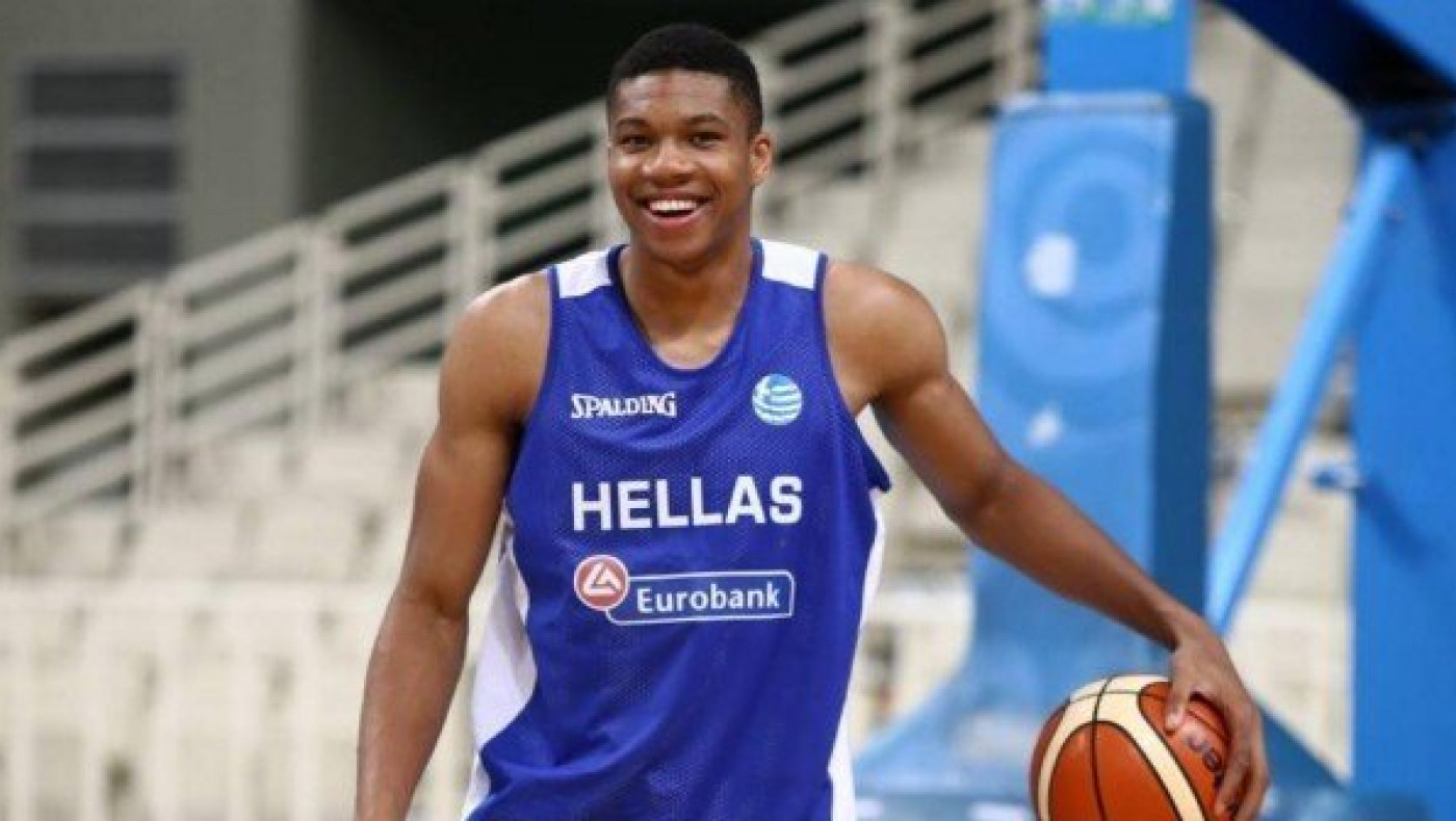 Θαυμαστής          του      Μπαπέ      ο      Αντετοκούνμπο (pic)