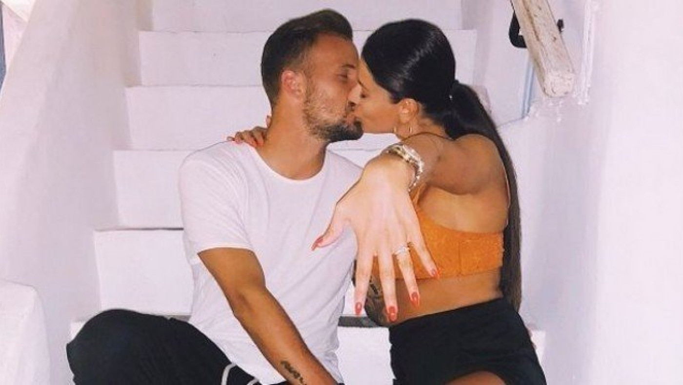 Παίκτης της Μπενφίκα έκανε πρόταση γάμου όταν ήταν στη Μύκονο