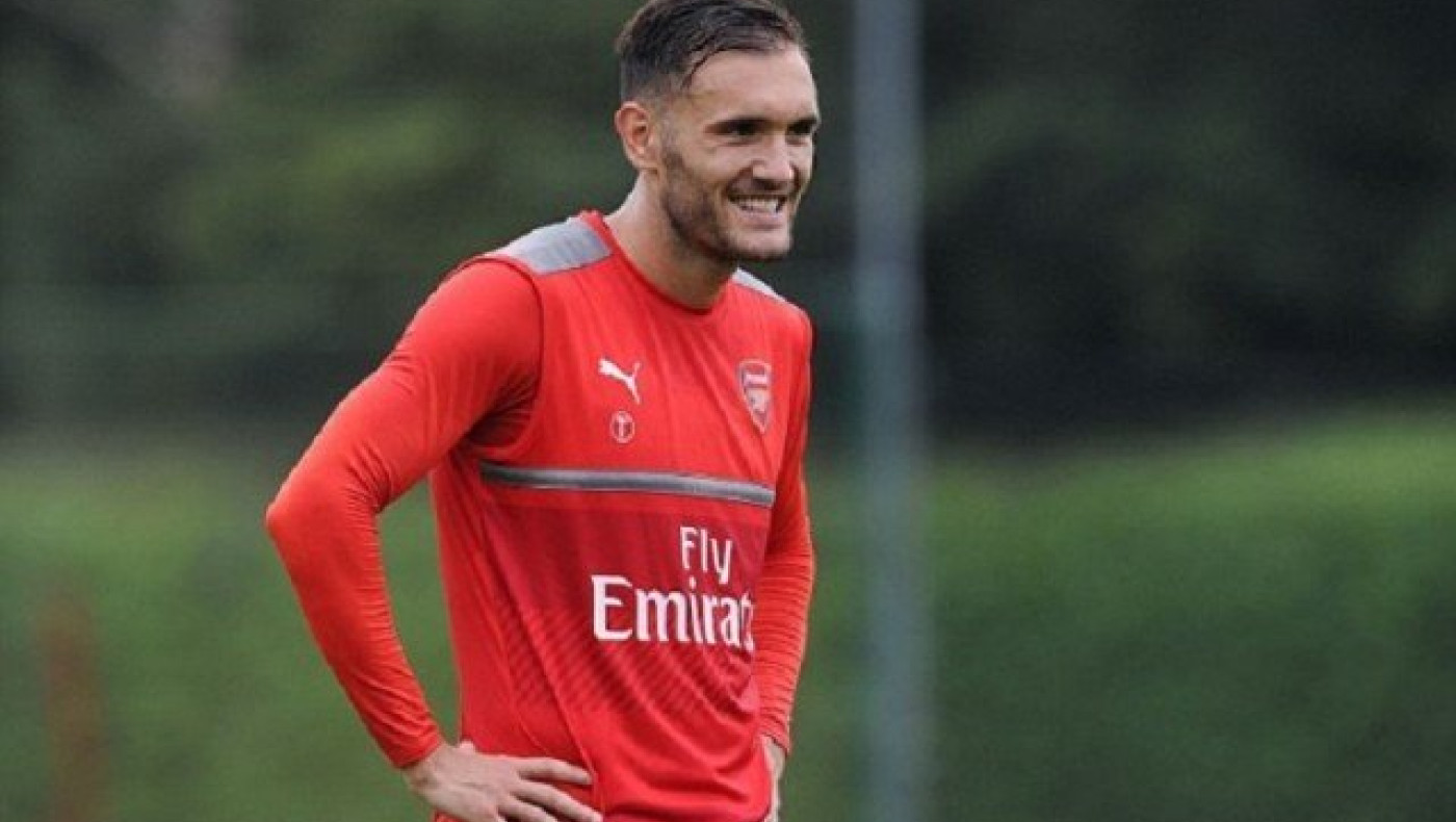 Από      κανονιέρης   γίνεται    σφυρί      ο      Λούκας Πέρεθ