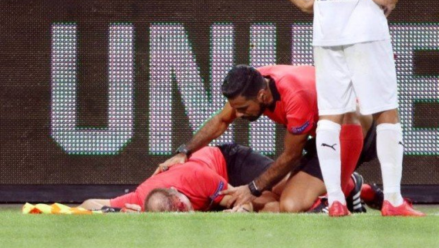 Άνοιξαν το κεφάλι του βοηθού στο Στουρμ Γκρατς-ΑΕΚ Λάρνακας (vid)