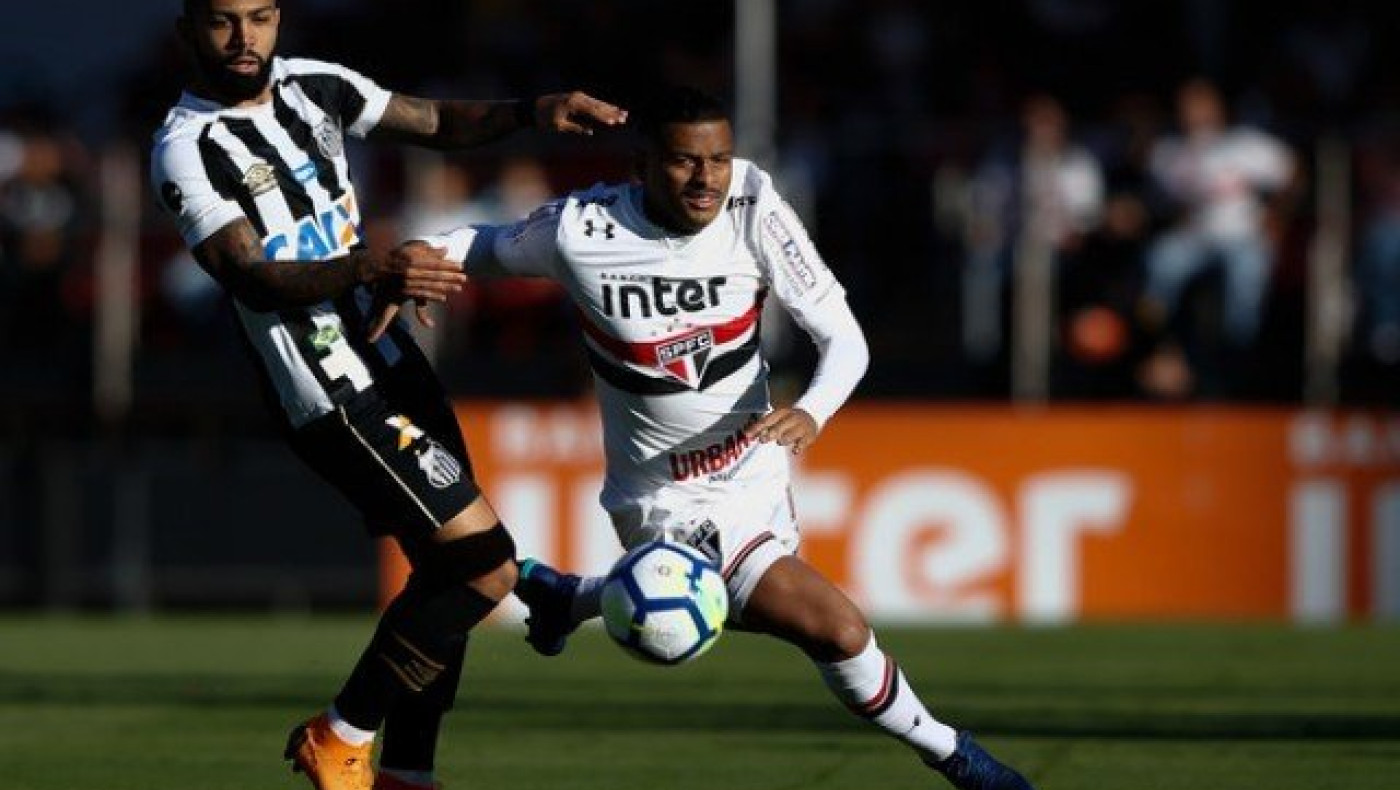 Στο Χ ο Παναιτωλικός,      στο Χ ο Παναθηναϊκός, στο Χ και η Σάο Πάολο