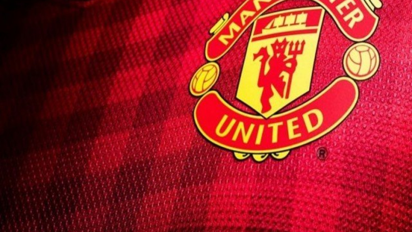 Νεαρή Λονδρέζα προσφέρει τη παρθενιά της ΚΑΙ σε παίκτη της Γιουνάιτεντ