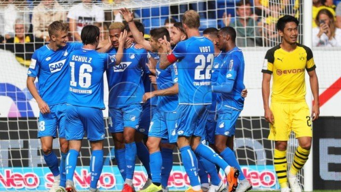 Ισοπαλία για Ντόρτμουντ, κορυφή για                Χέρτα