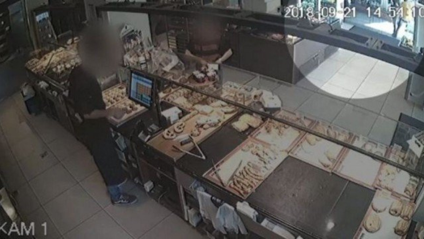 Νέο βίντεο δείχνει τη διαδρομή του Ζακ, πριν μπει στο κοσμηματοπωλείο