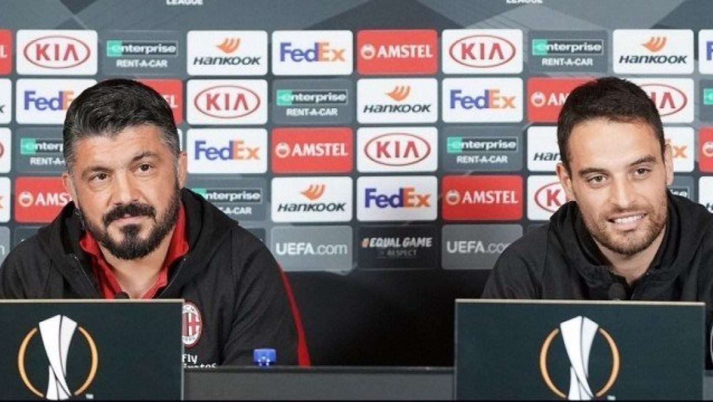 «Επιθετική ομάδα ο                     Ολυμπιακός»