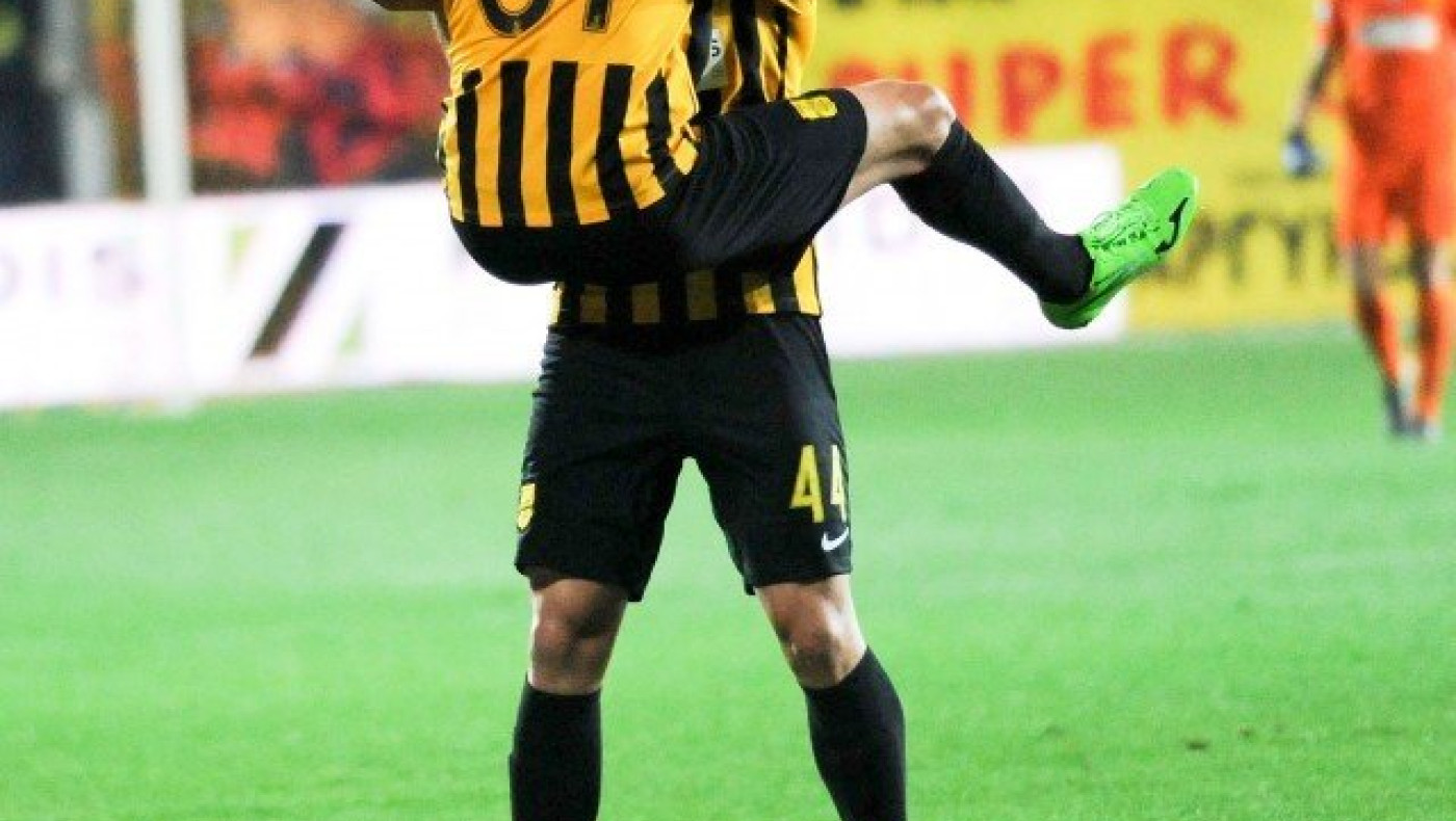 Το δέσιμο των ξένων         του Αρη και το συναίσθημα