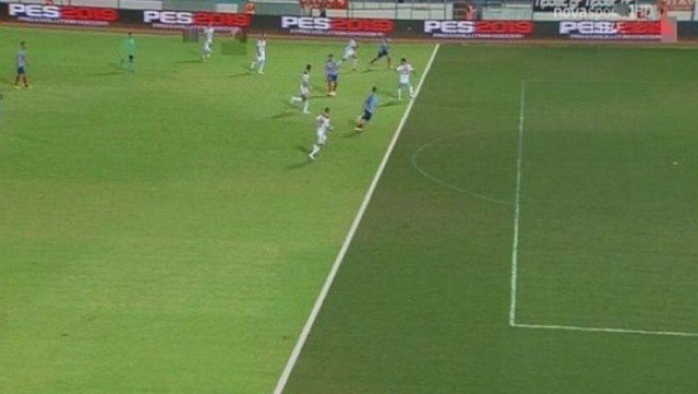 Επιστρέφει δριμύτερη             η «θρυλική» παράγκα