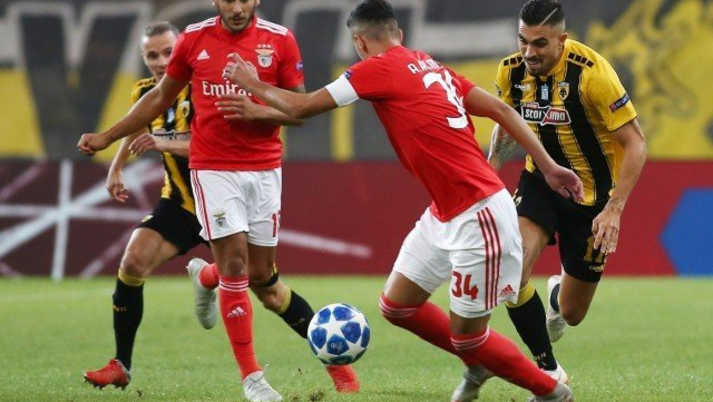 Στο κόλπο η ΑΕΚ, μειώνει σε 1-2 απέναντι στην Μπενφίκα (ΒΙΝΤΕΟ)
