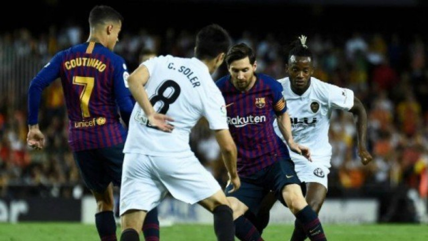 «Κόλλησε» στο «Μεστάγια» η Μπαρτσελόνα και έπεσε στη 2η θέση