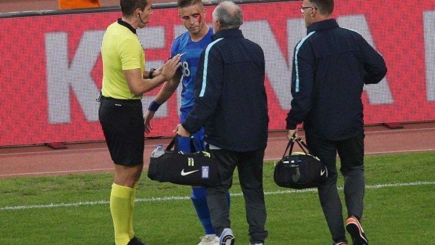 Μάτωσε ο Πέλκας από αντιαθλητικό φάουλ του    Σάλαι!