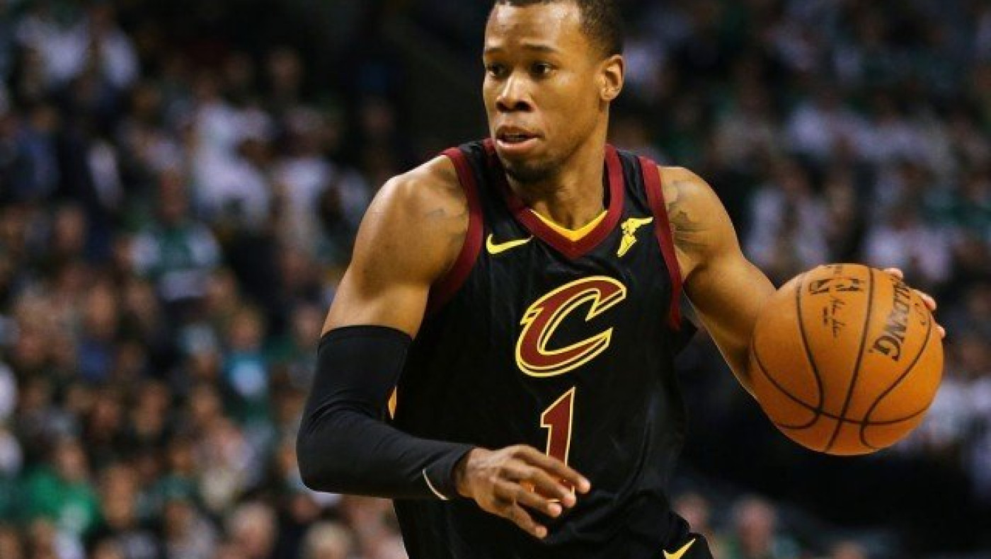 Top 10: Καρφωματάρες, ένα τρελό τρίποντο και ο Χουντ στην κορυφή (vid)