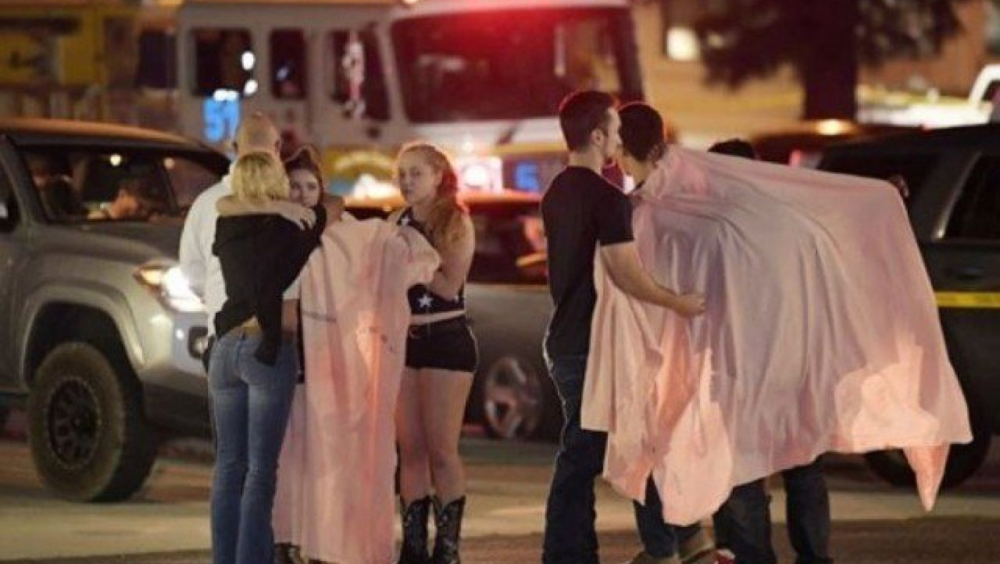 Μακελειό σε μπαρ της Καλιφόρνια: 12 νεκροί μετά από πυροβολισμούς