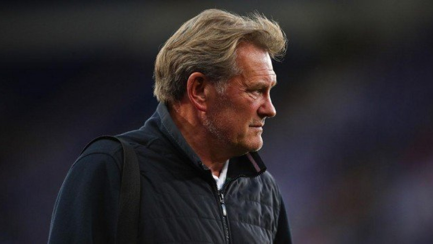 Επέμβαση στην καρδιά             για τον Γκλεν Χοντλ