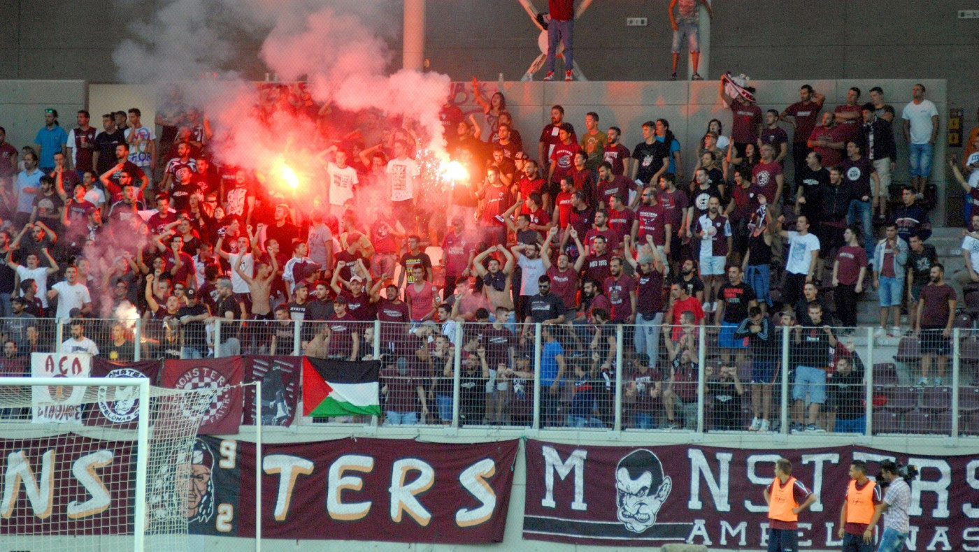 Monsters: «Πλεξίδα, άδειασέ μας την γωνιά»