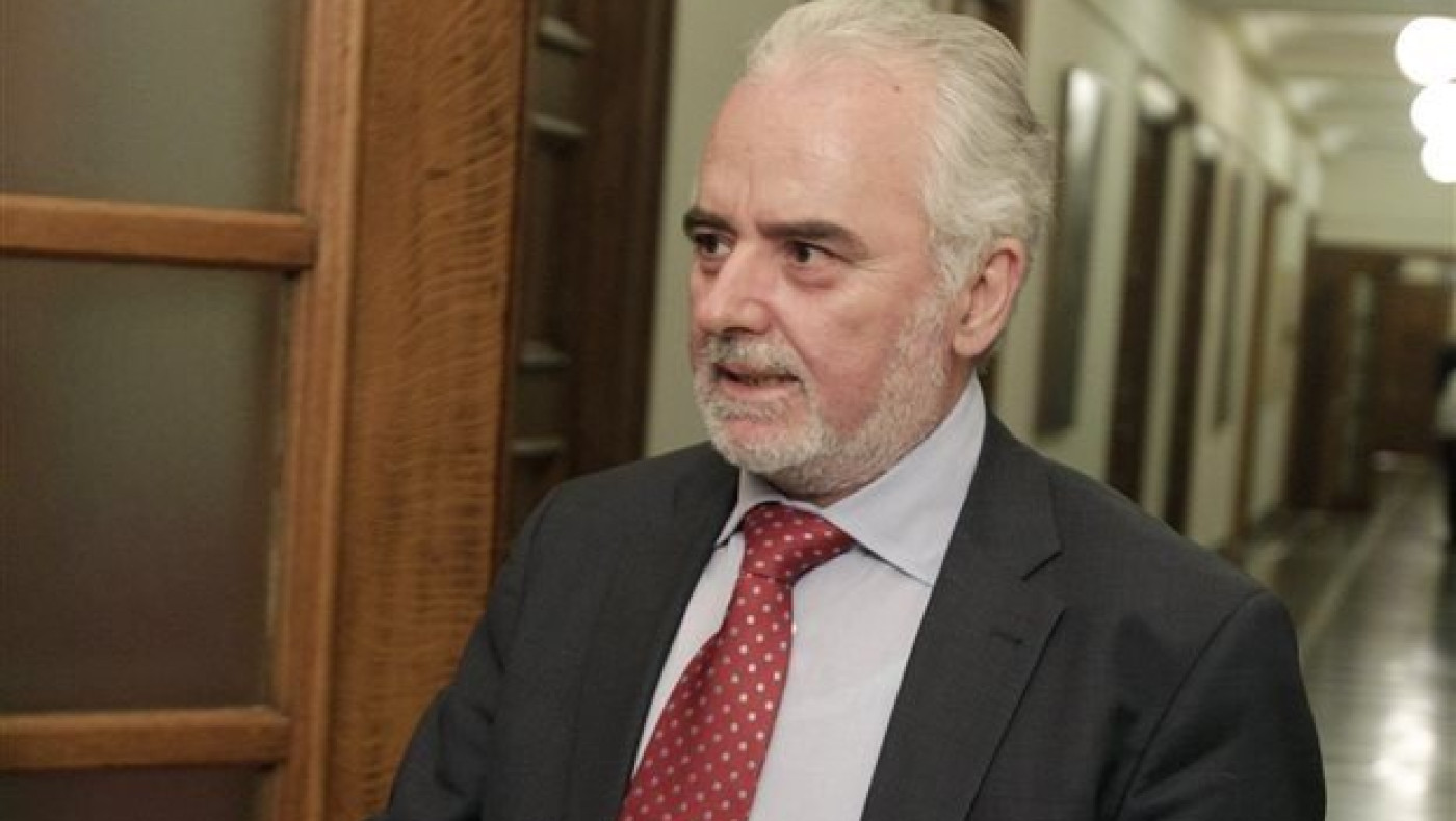 Κουτρουμάνης: Μείωση ως 20% στις συντάξεις ζητά η τρόικα