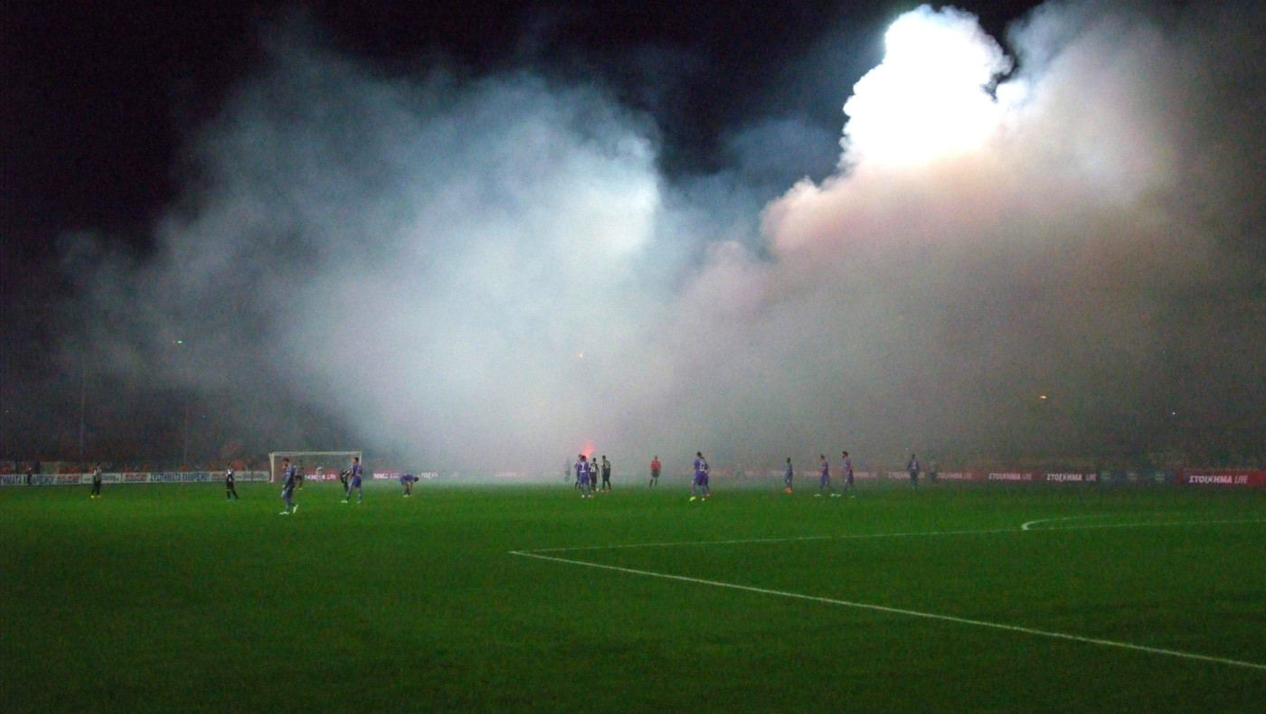 Δεν του άρεσαν οι πυρσοί