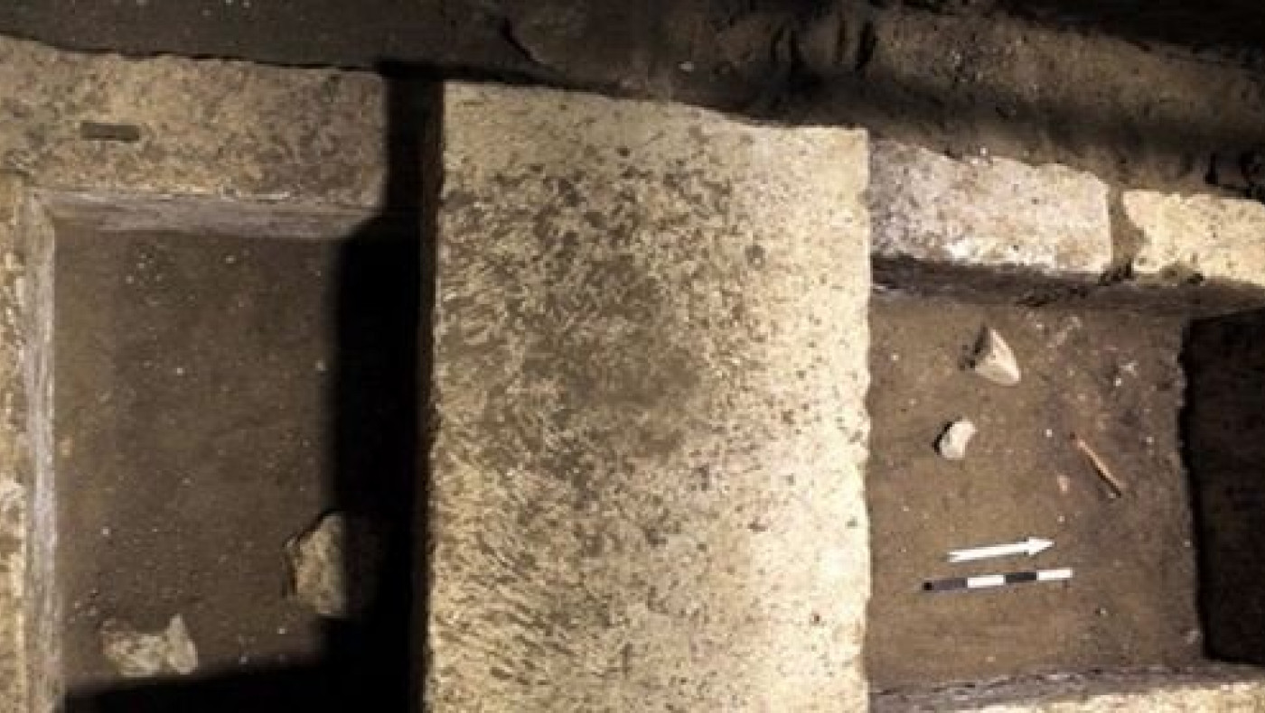 Αμφίπολη: Βρέθηκαν ανθρώπινες αναπαραστάσεις στα επιστύλια