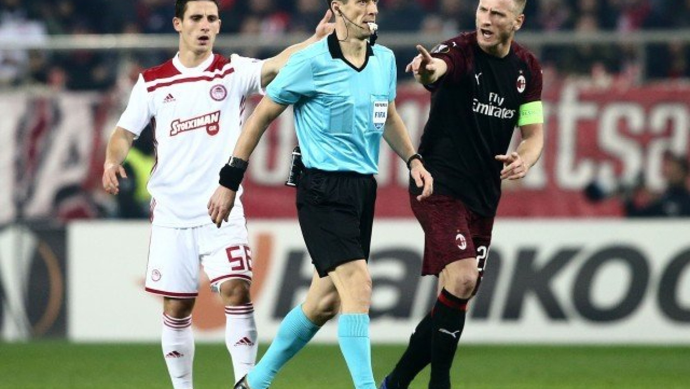 Πανηγυρίζουν σαν τρελοί για κάτι που ο ΠΑΟΚ το πέτυχε 4 φορές!!!