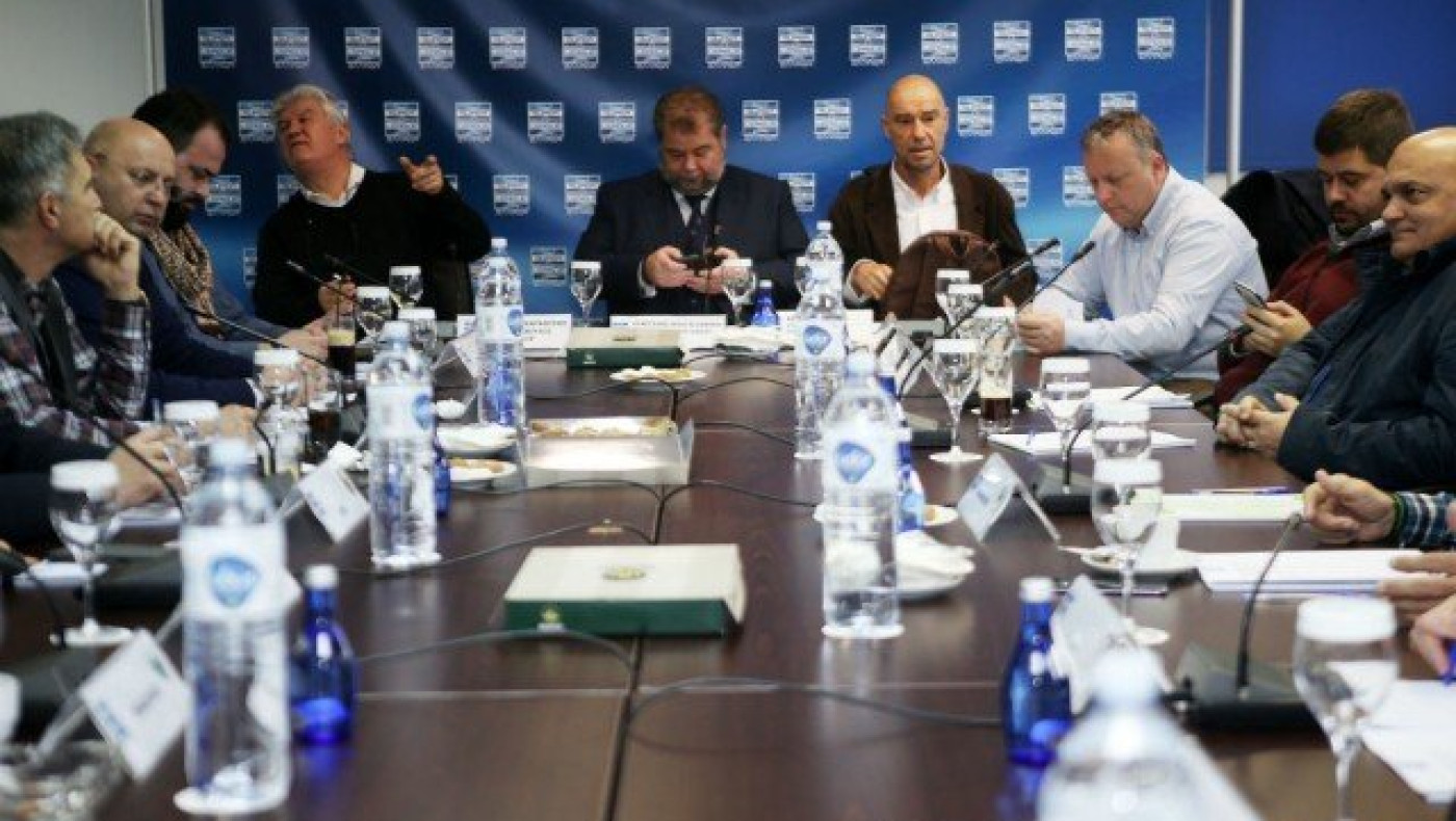 Με ξένους διαιτητές στο             Πρωτάθλημα αν...