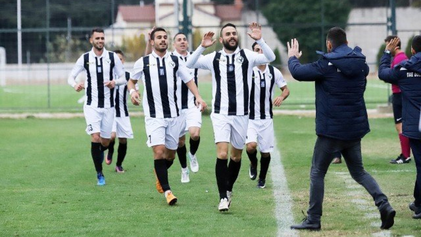 Αισιοδοξία ανατροπής και πληρωμή του δώρου από Μπύρο