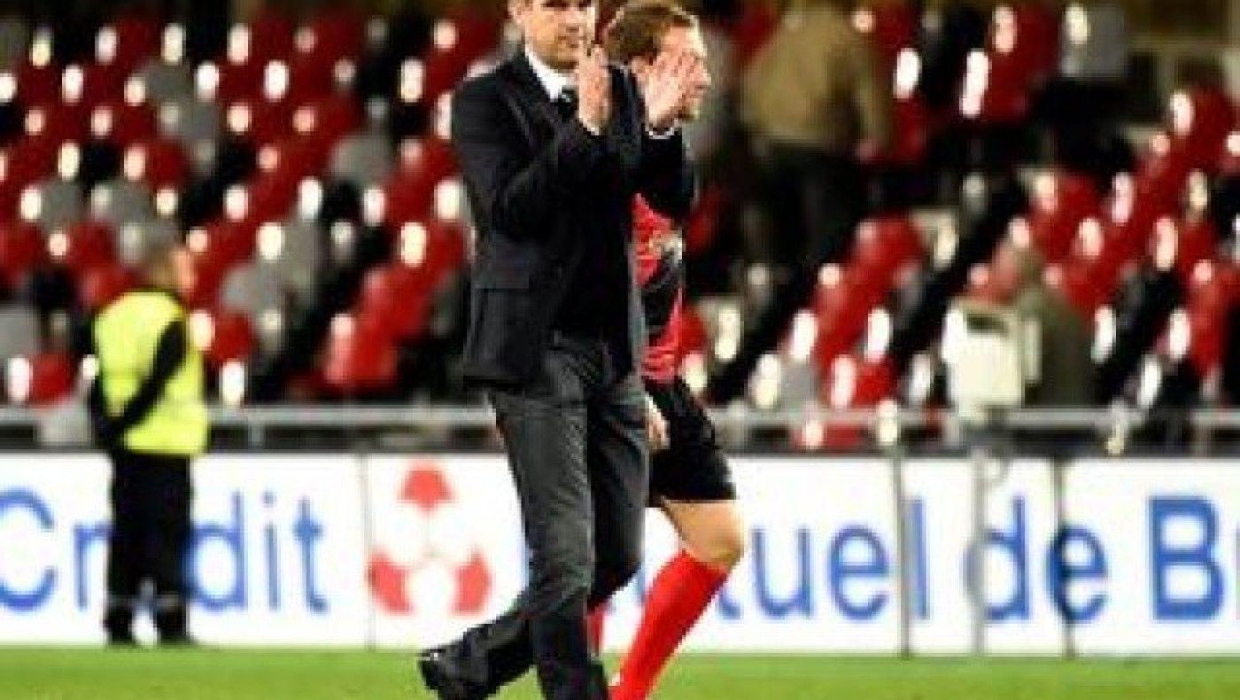 Favori&Outsider: Κερδίζει                                   κι ελπίζει