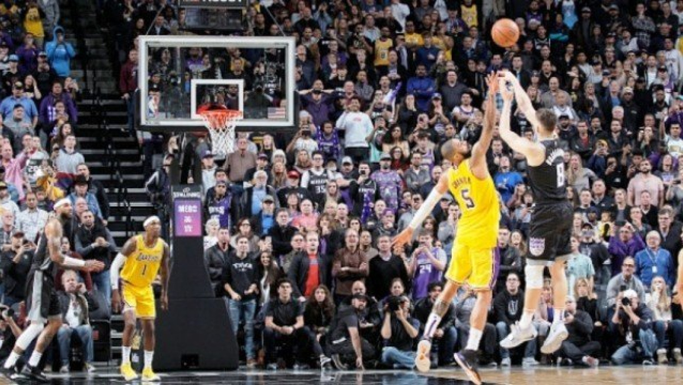 Top-10: Στην κορυφή το τρίποντο-μαχαιριά του Μπογκντάνοβιτς (vid)