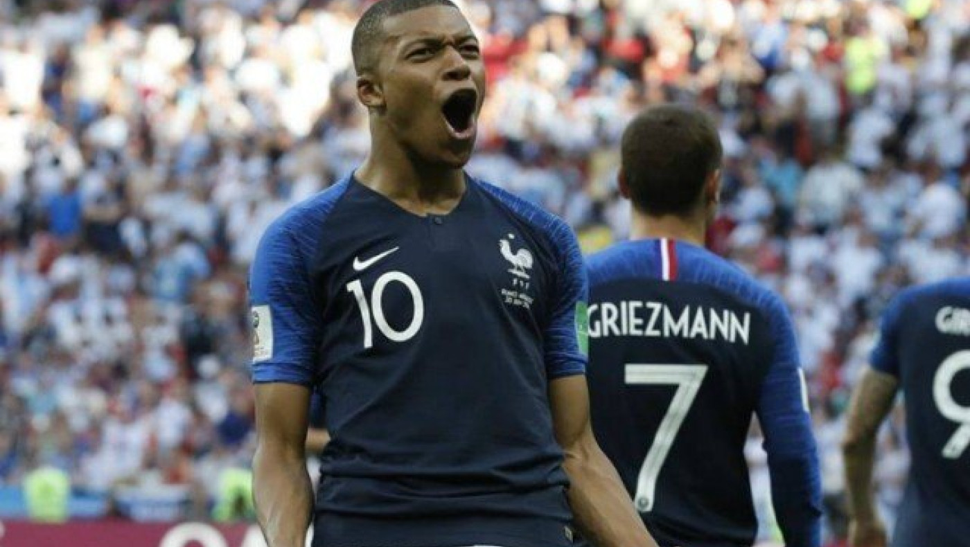 Κορυφαίος Γάλλος της χρονιάς                          ο Εμπαπέ