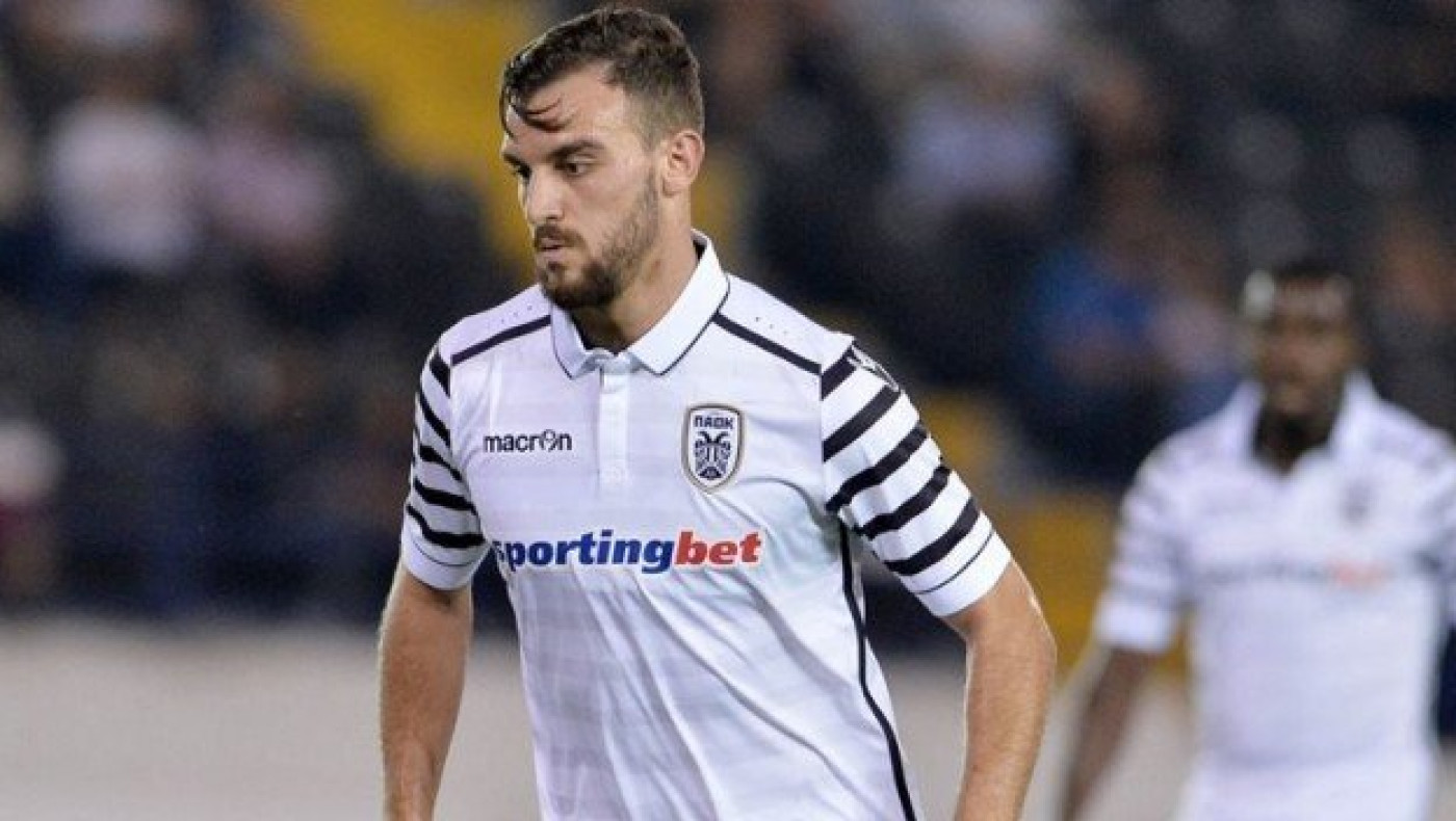 Ξανά στα               «ασπρόμαυρα» ο Μυστακίδης (Pic)