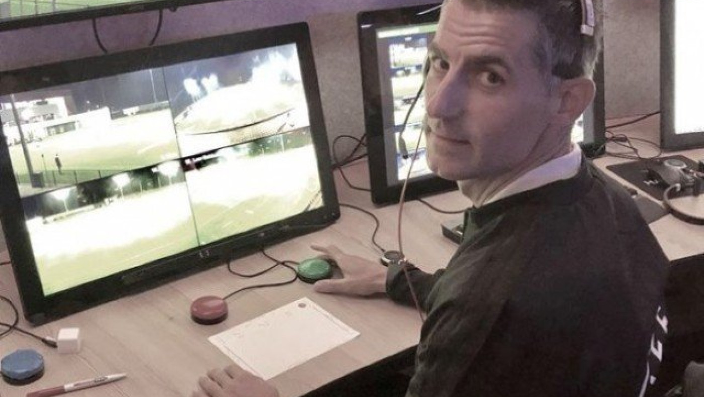 Video Assistant Referee στο Τσάμπιονς Λιγκ ο Σιδηρόπουλος