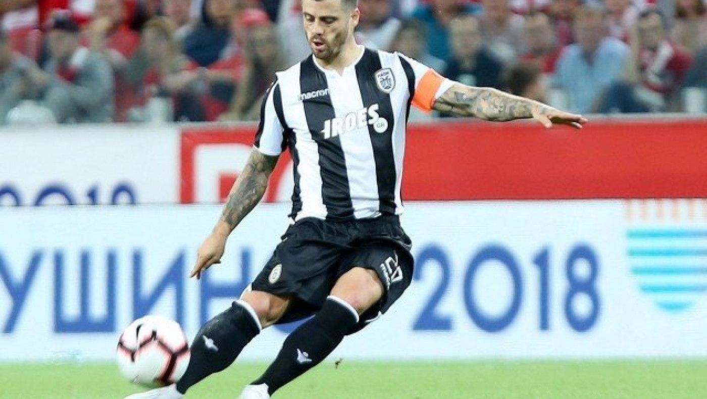 Πανέτοιμος και                              ο αρχηγός!