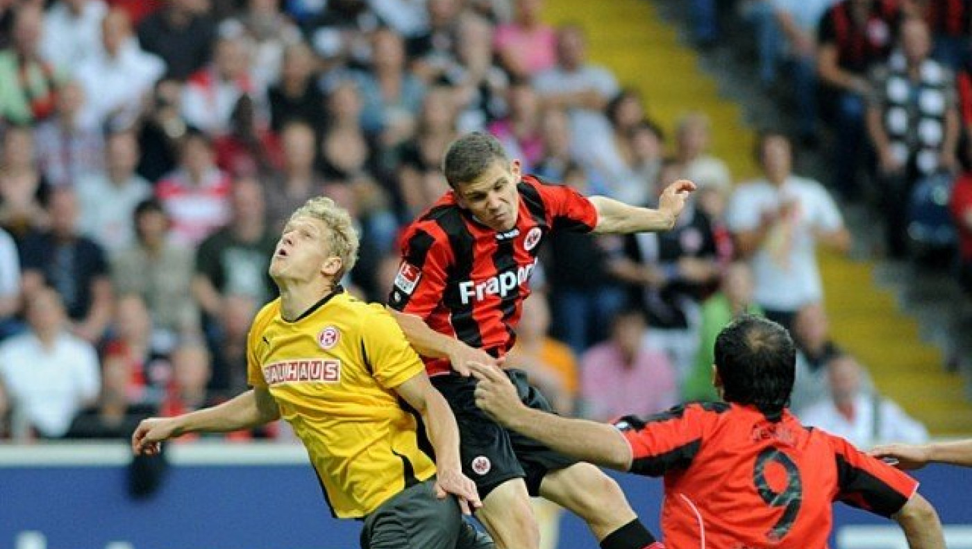 Στο διπλό η Λυών, στο Χ                    ο Αστέρας