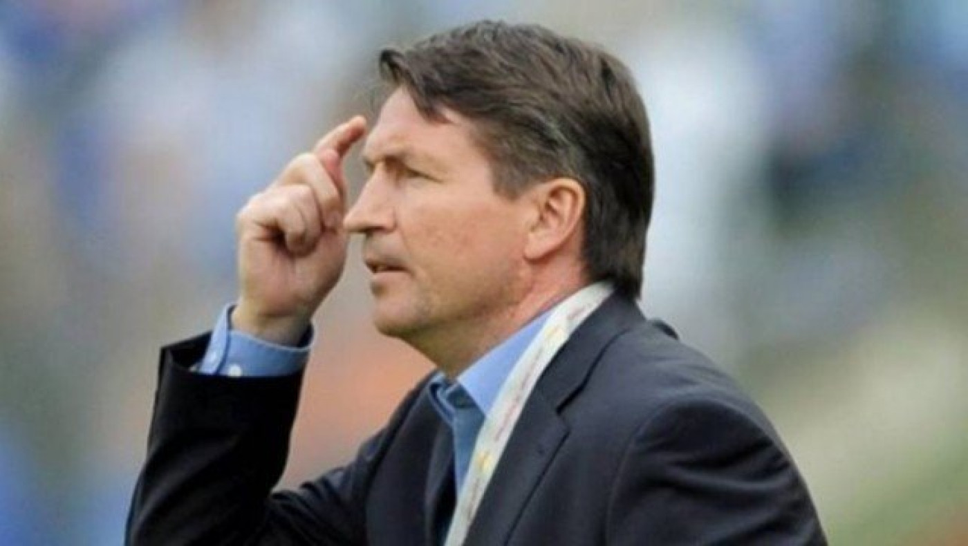 Lira 100: Μετρημένα                              κουκιά για τη Λόκερεν