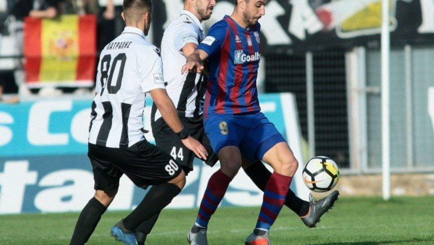 Λίβας: «Πάμε σε… πόλεμο, τίποτα     δεν έχει   χαθεί»