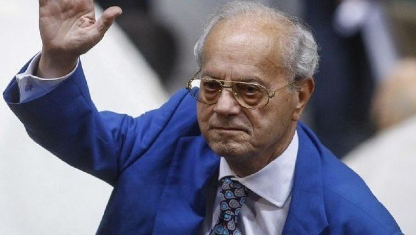 Κρίσιμες ώρες για τον Θανάση Γιαννακόπουλο, νοσηλεύεται στο Υγεία